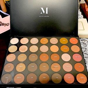 NWT❤️Morphe 350 NaturalGlow Eyeshasow Palette